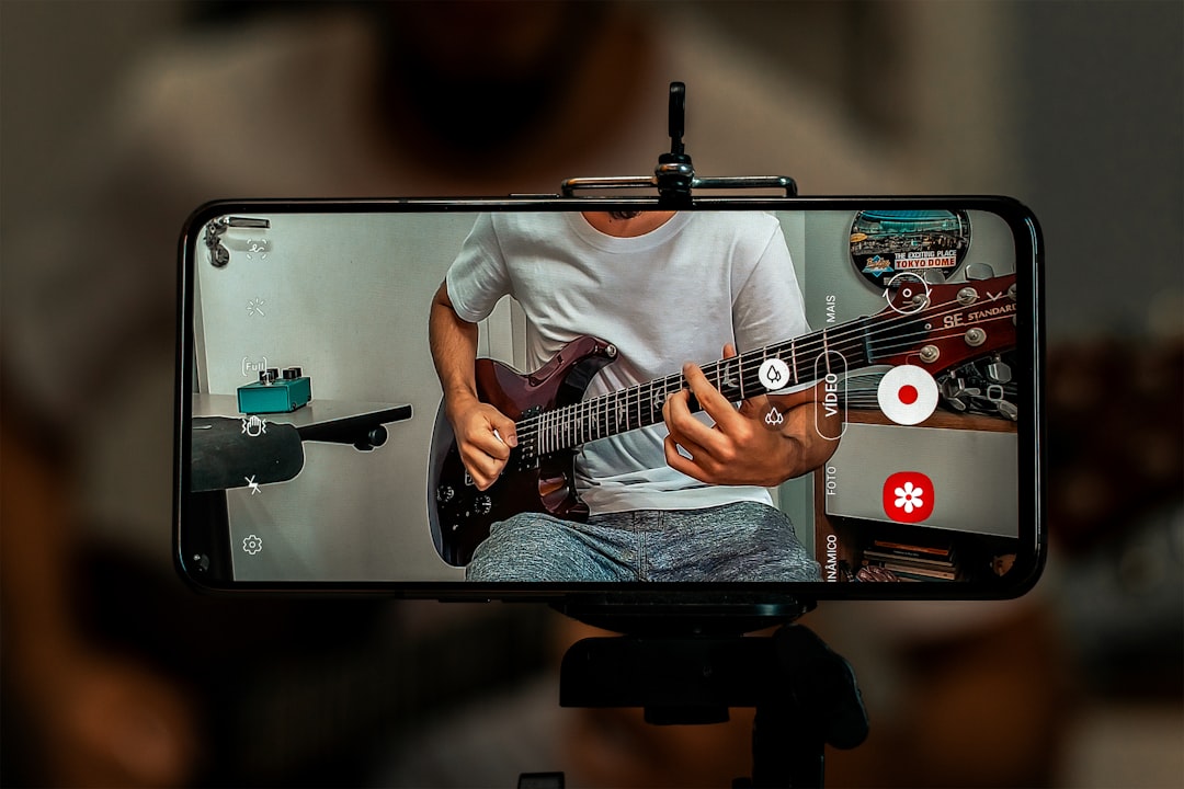 유튜브 썸네일 다운로드 — 고화질 이미지 저장하는 법